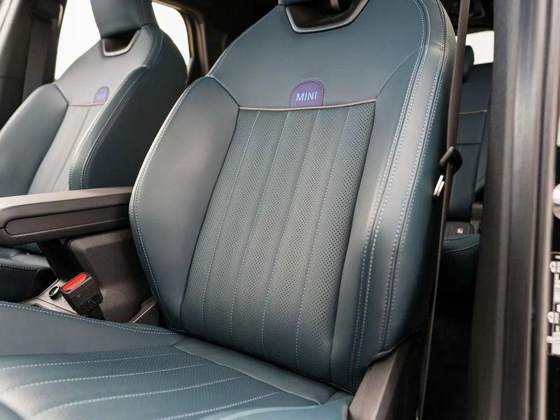 MINI Mini Countryman U25 Mini C Favoured Countryman