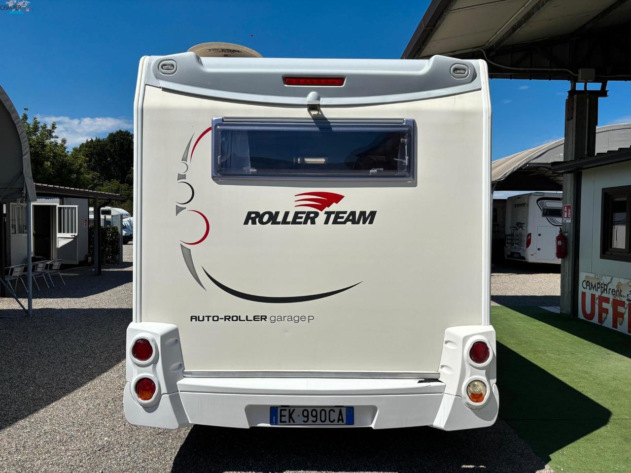 ROLLER TEAM AUTO ROLLER GARAGE P - Semintegrale con ampio garage (foro 92x113)