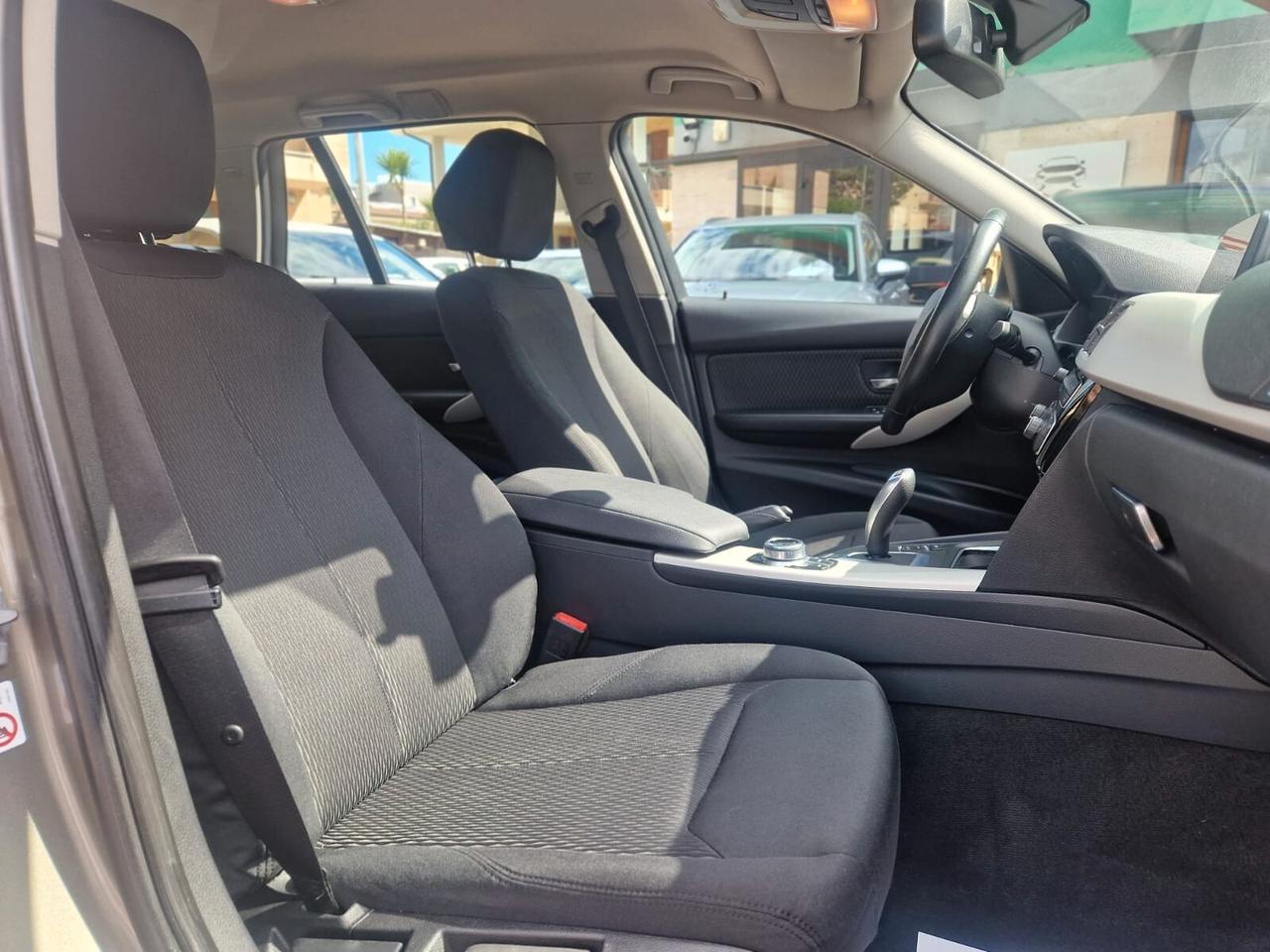Bmw 318d Touring Business Advantage aut.