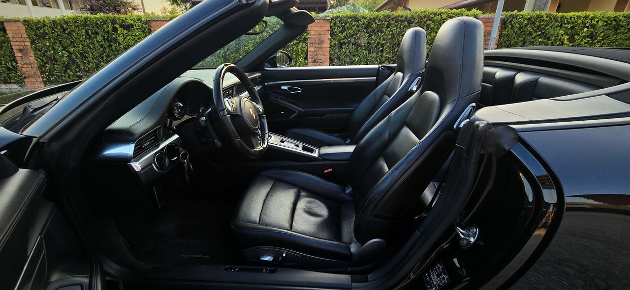 Porsche 991 Carrera Cabrio - Total Black - 2013