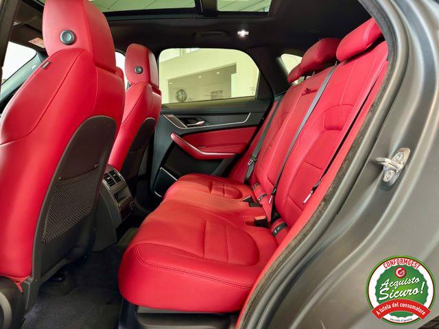 JAGUAR F-Pace 2.0D 204CV AWD aut. R-Dynamic Black *TETTO*
