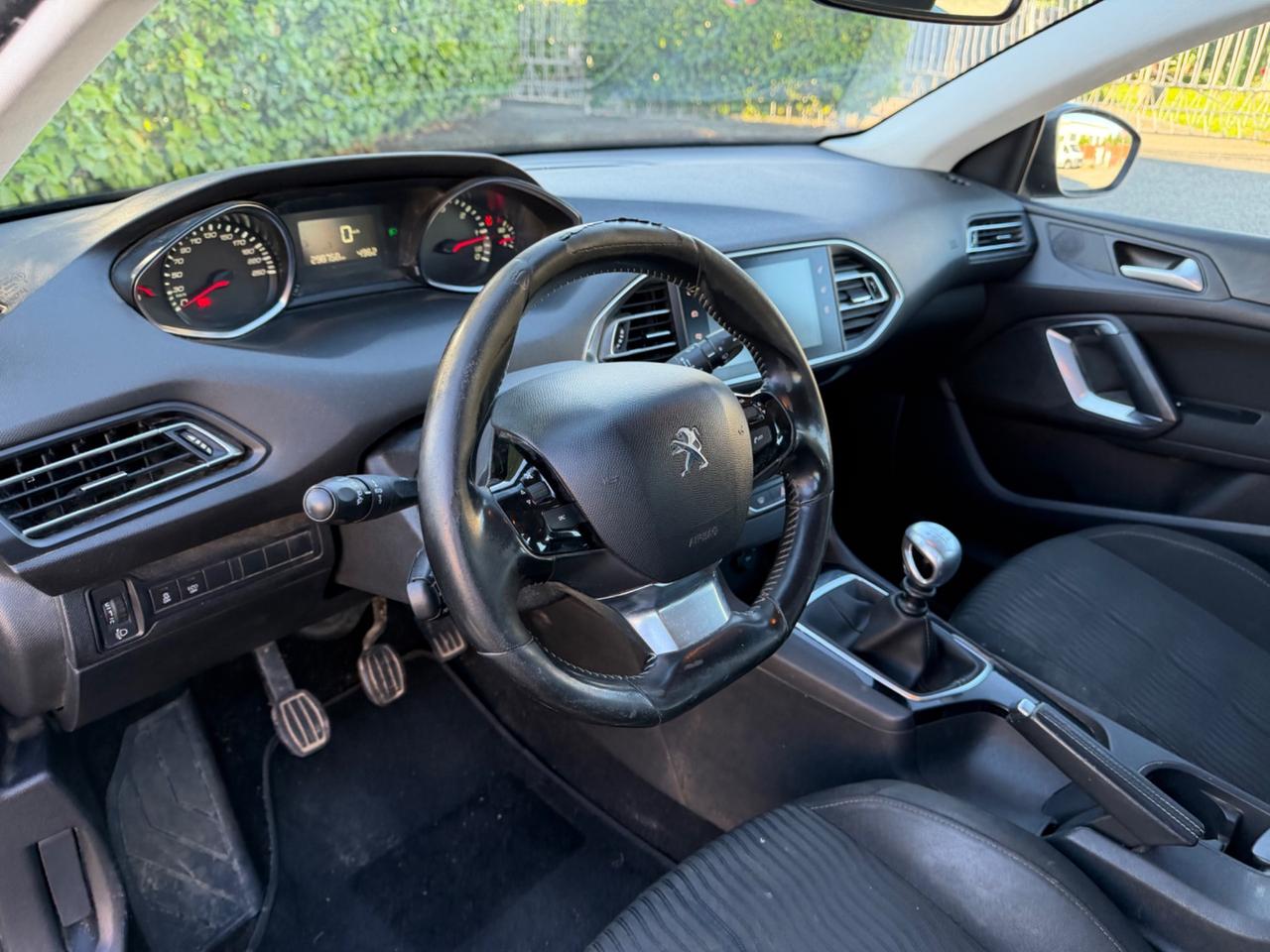 Peugeot 308 BlueHDi 150 S&S SW Business