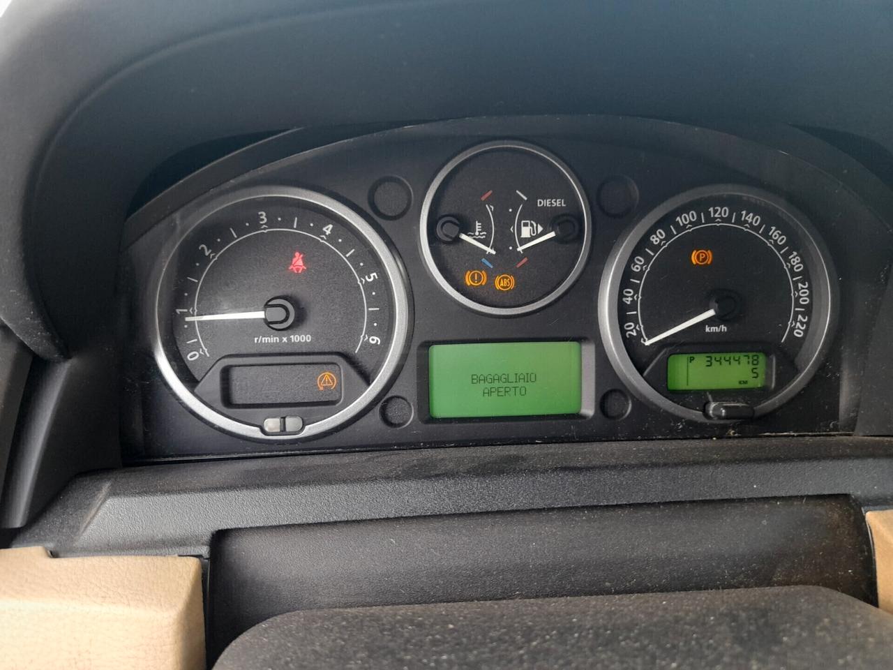 Land Rover Discovery 3 2.7 TDV6 HSE