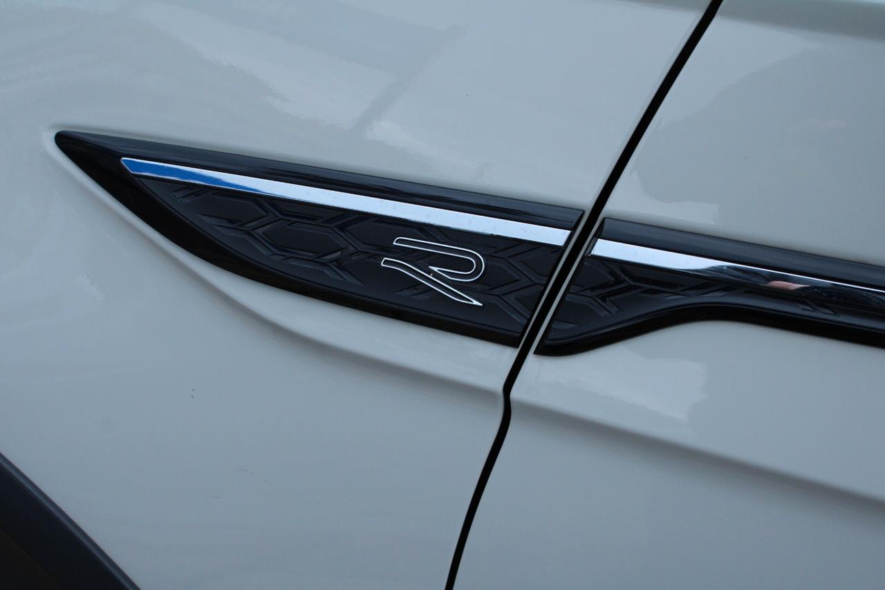 Volkswagen Taigo 1.0 TSI 110 CV DSG R-Line