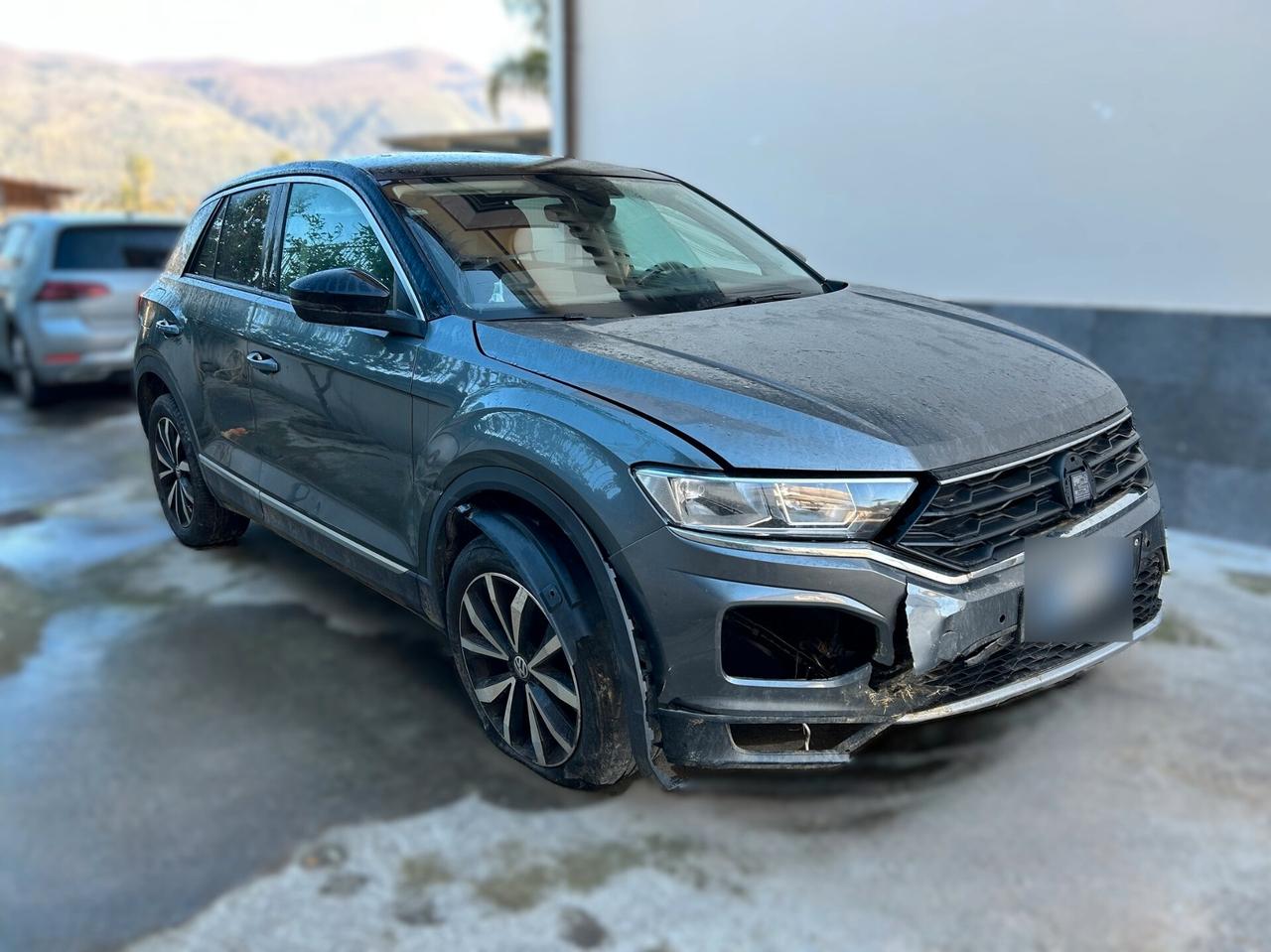 VW T-Roc 1.0 TSI 115CV - 2019 Incidentata