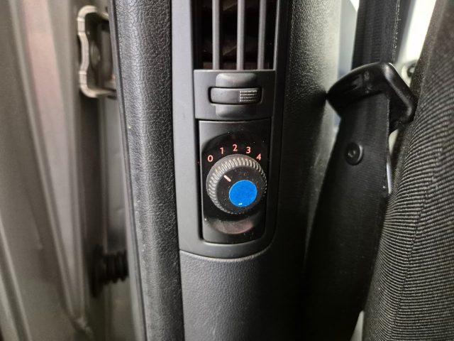 PEUGEOT 5008 2.0 HDi 150CV 5 posti - Bluetooth - Sens. Post.