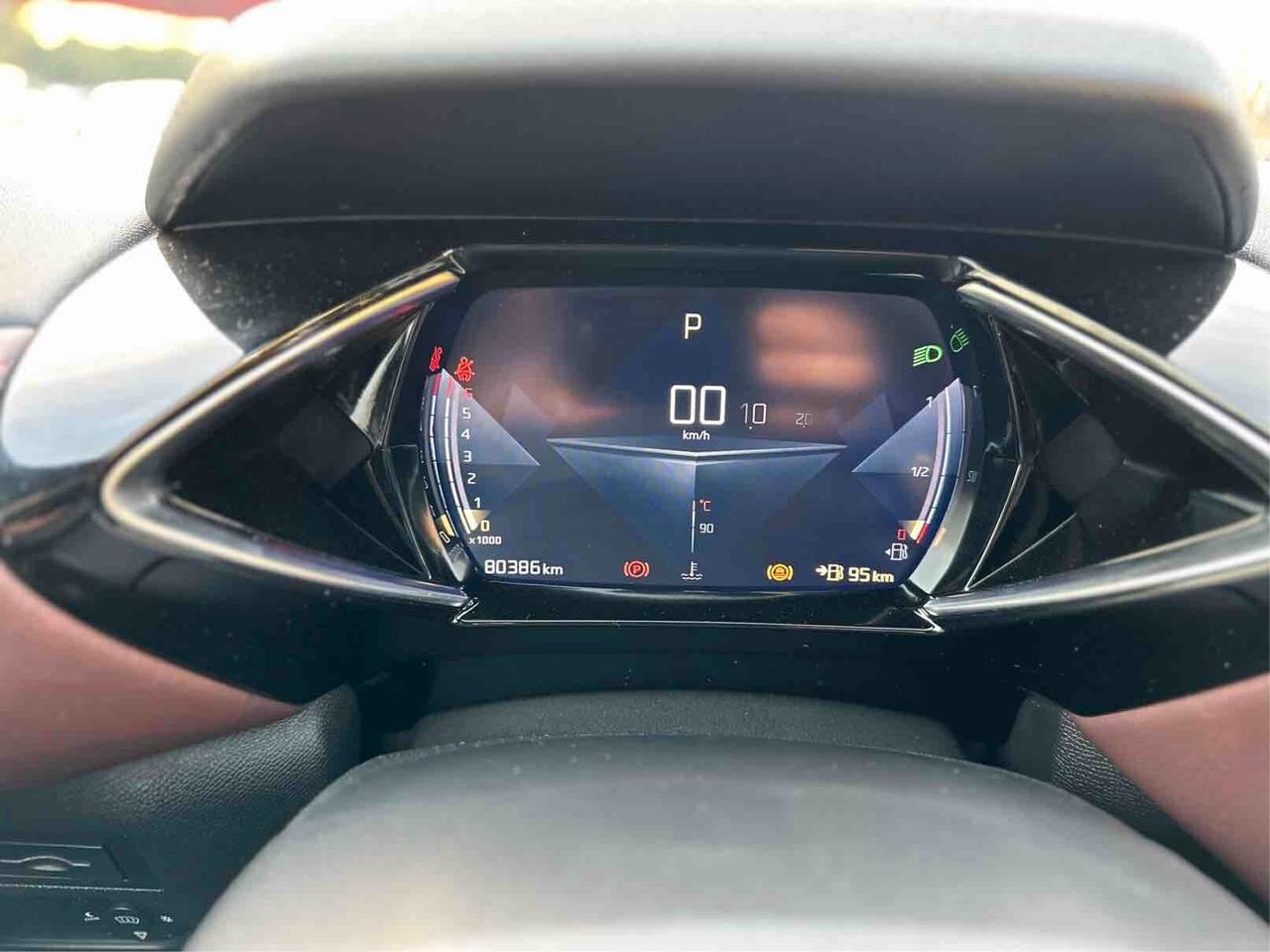 Ds DS3 3 Crossback PureTech 155 aut. La Première