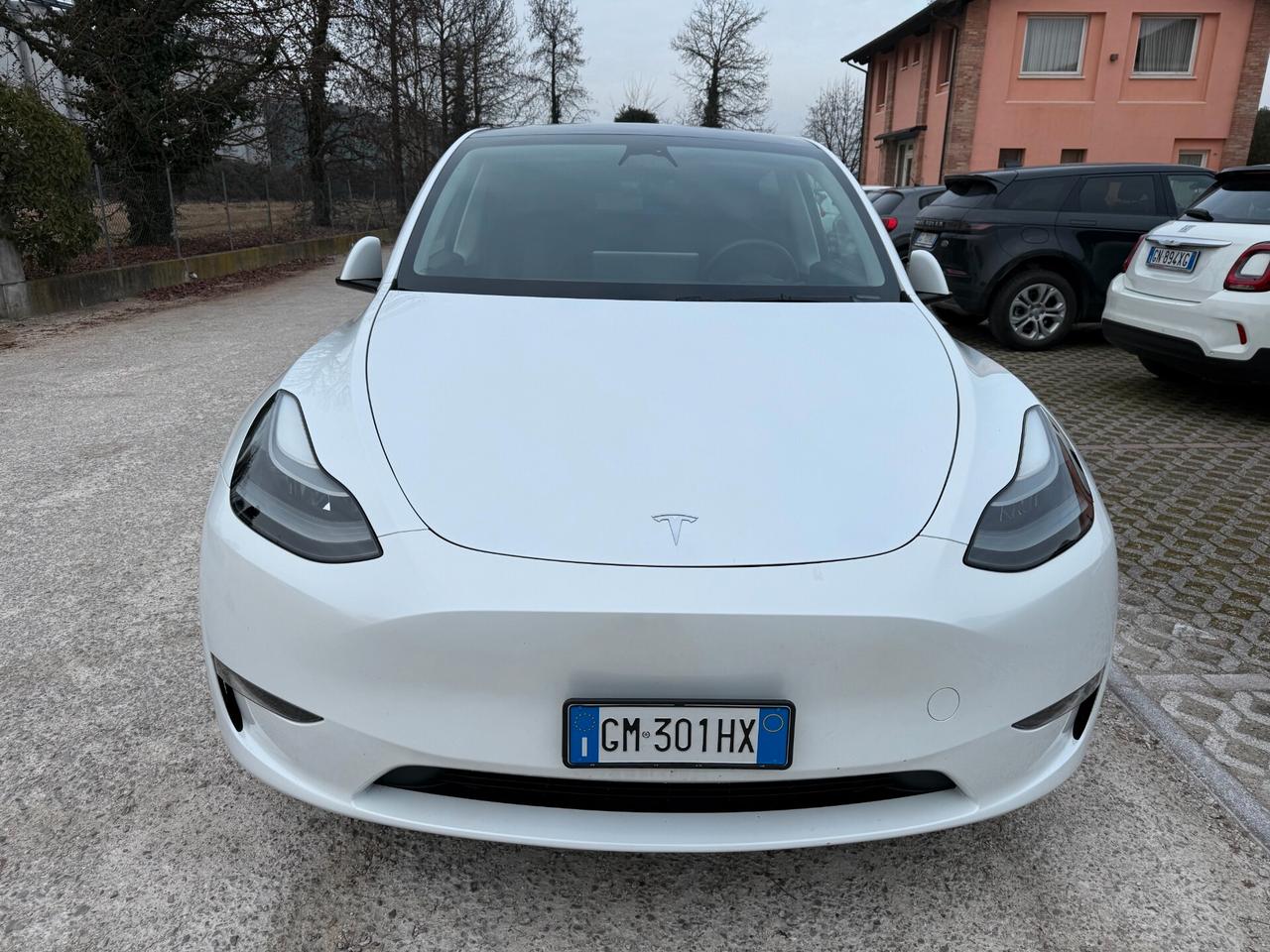 Tesla Model Y Long Range AWD