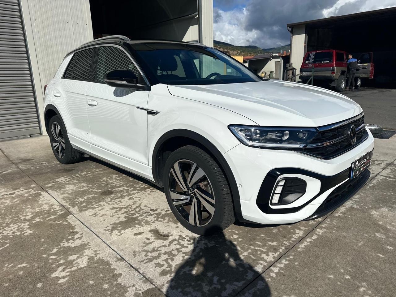 Volkswagen T-Roc 2.0 TDI SCR 150 CV DSG 4MOTION R-Line