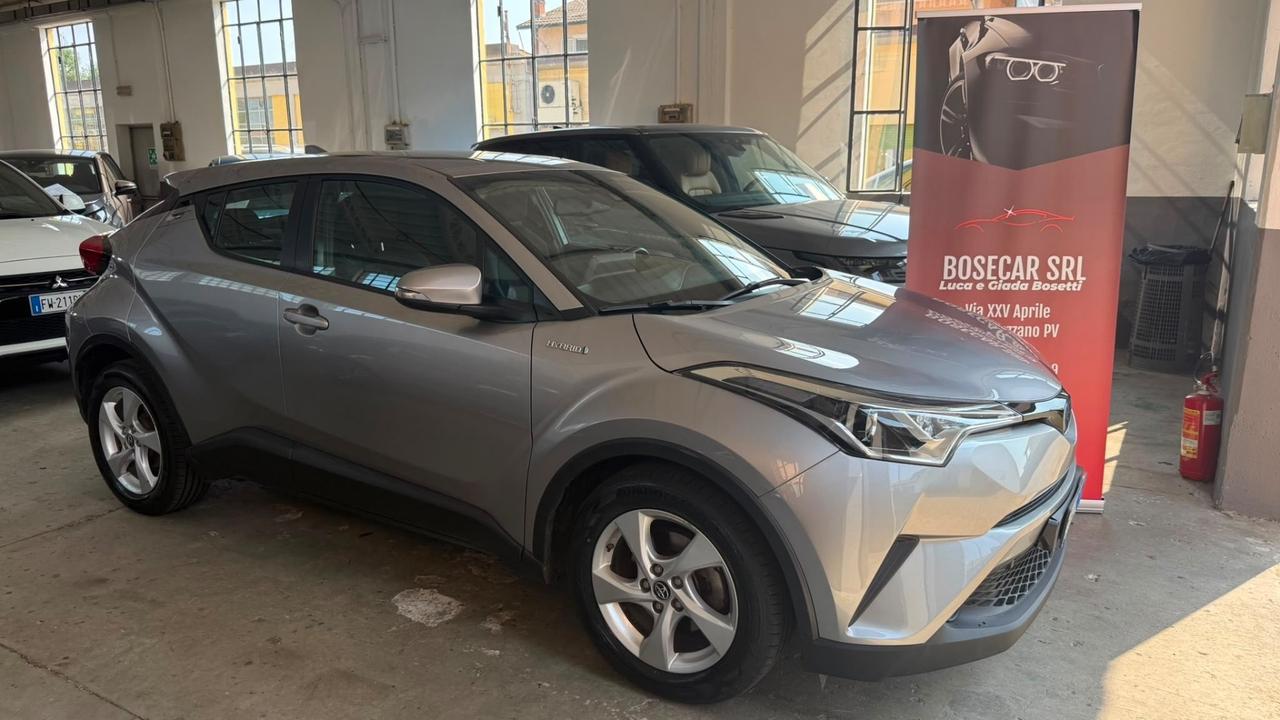 Toyota C-HR 1.8 HV Trend