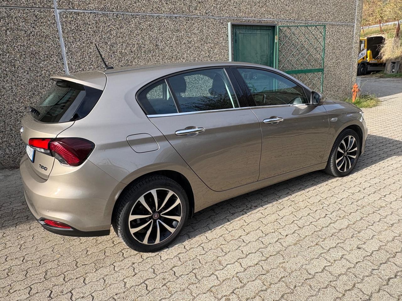 Fiat Tipo 1.3 Mjt 95cv 5 porte Lounge