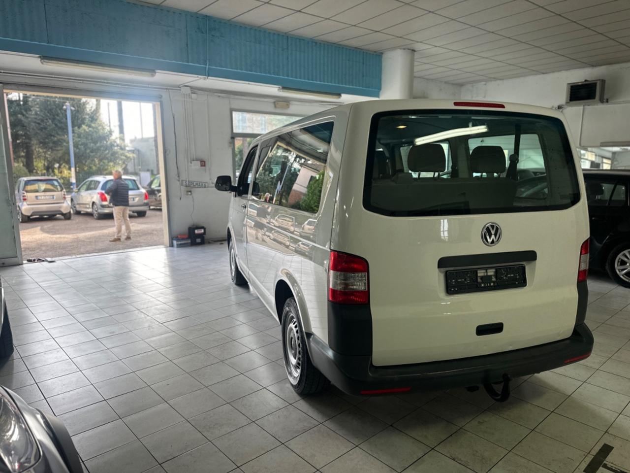 Volkswagen Transporter Caravelle 2.0 TDI 102CV PC Trendline