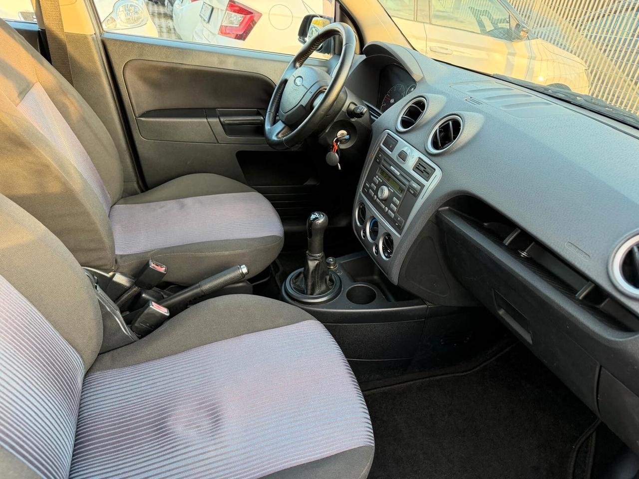 Ford Fusion 1.4 TDCi 5p. Collection-2007