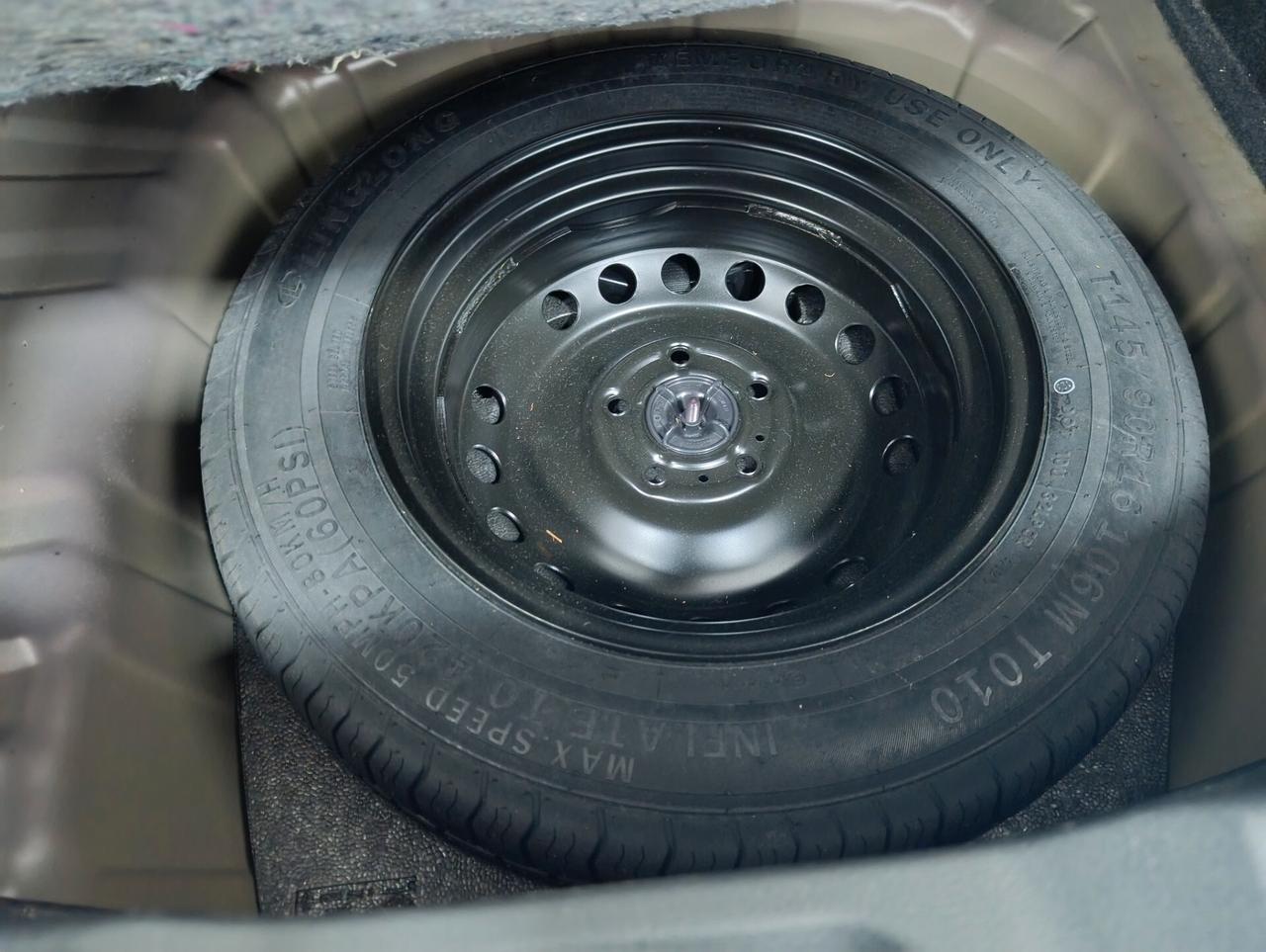 Nissan Juke 1.0 DIG-T CAMBIO AUTOMATICO 114 CV DCT Acenta