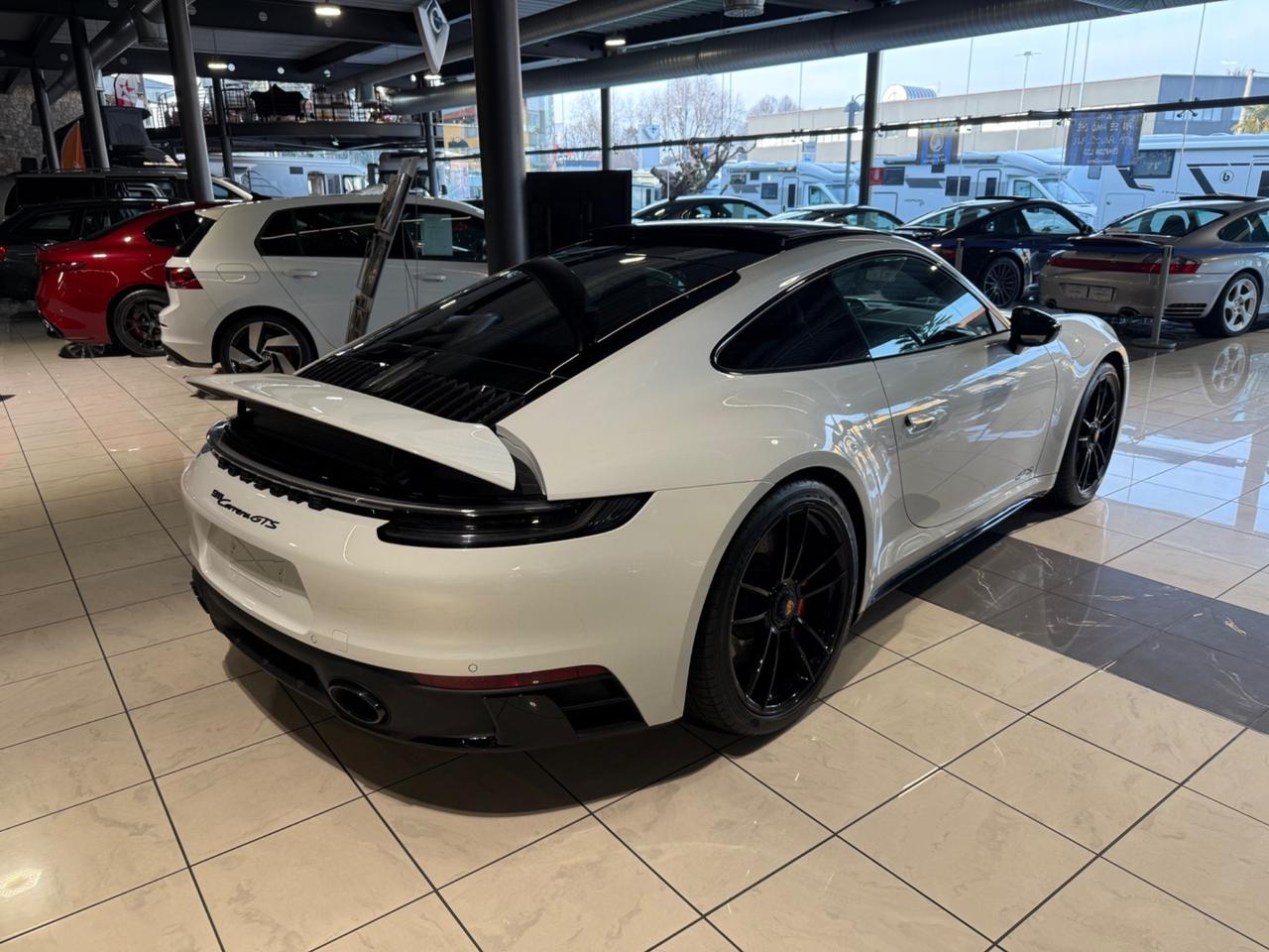 Porsche 992 Carrera GTS