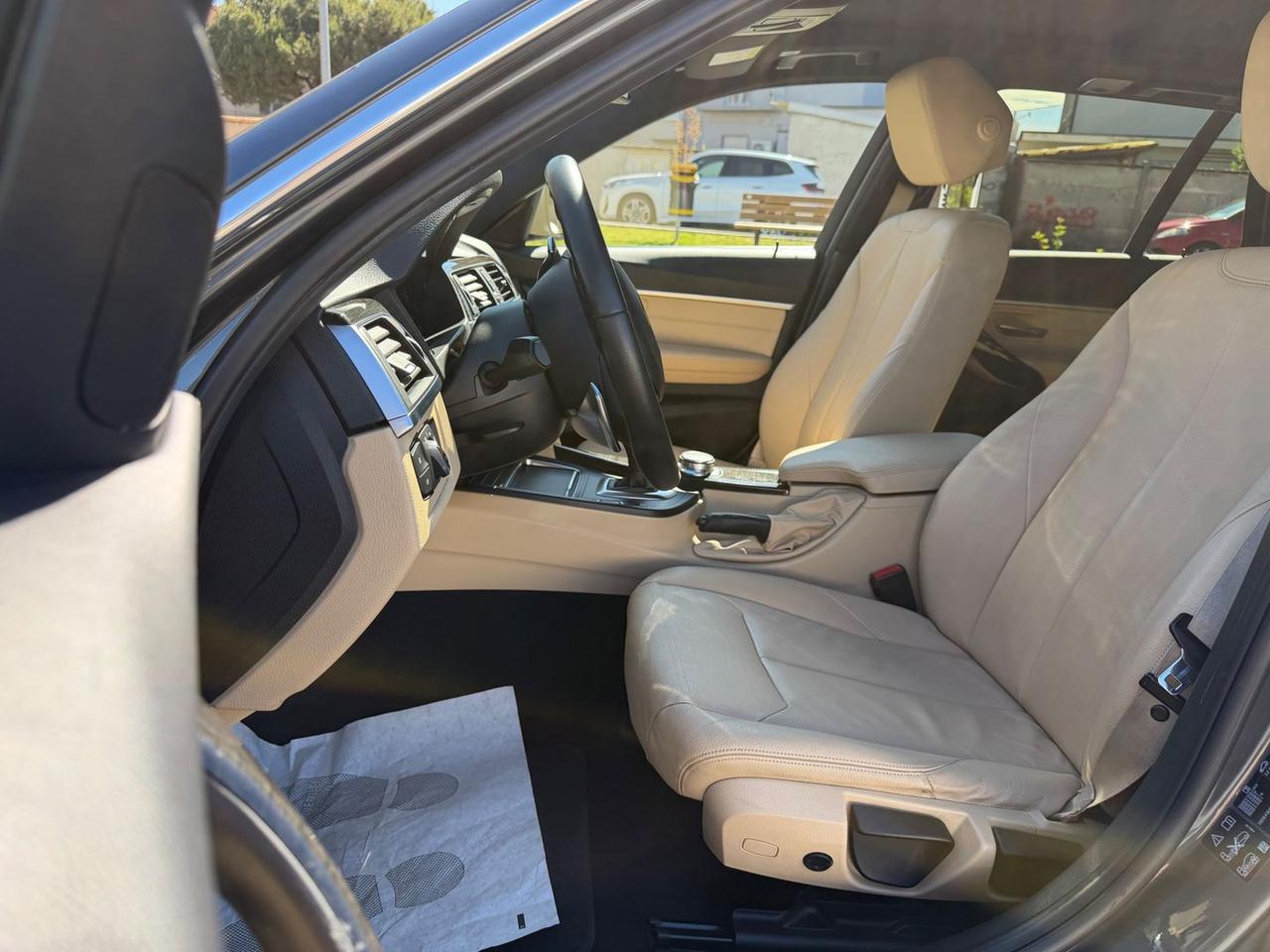 Bmw 320 d Luxury Line #10868