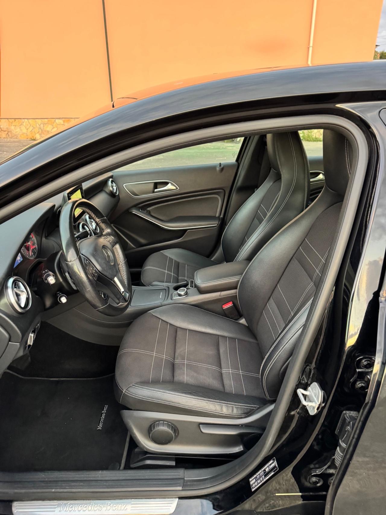 Mercedes Classe A 180 d CAMBIO AUTOMATICO