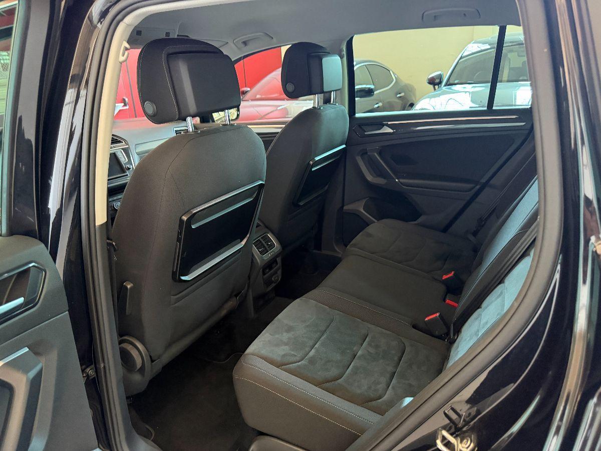 VOLKSWAGEN - Tiguan - 2.0 TDI 4MOTION Executive BMT