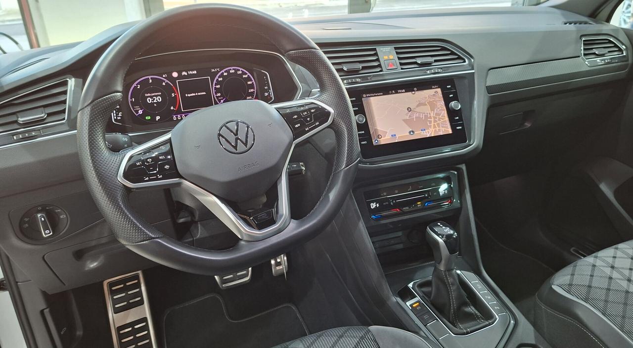 Volkswagen Tiguan 2.0 TDI SCR 150 CV DSG R-Line