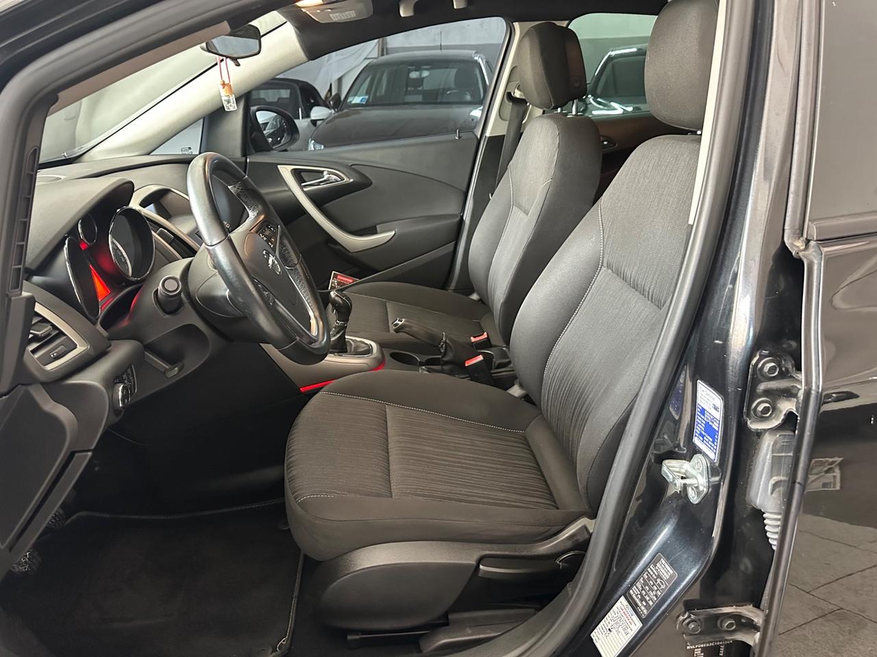 Opel Astra 1.7 CDTI 110CV EcoFLEX S&S 5 porte Cosmo