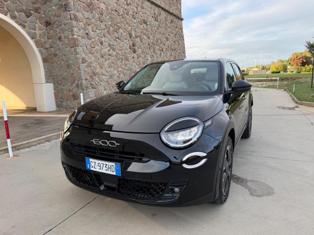 FIAT 600 HYBRID 110CV DCT MHEV LA PRIMA II+PELLE+18+RCAMERA