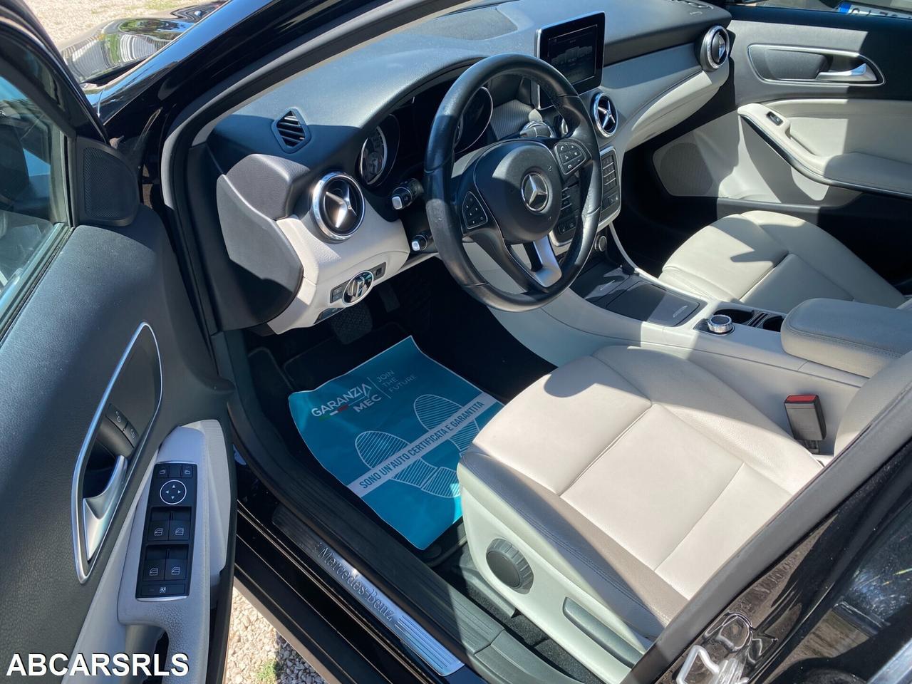 MERCEDES - Classe GLA - GLA 200 d Automatic 4Matic