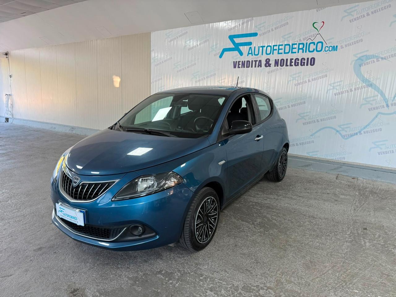 Lancia Ypsilon 1.0 Hybrid 5 porte S&S Alberta Ferretti