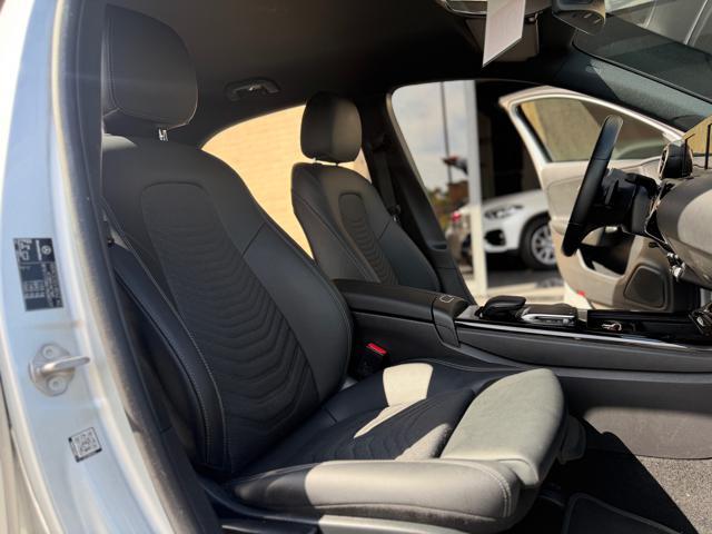 MERCEDES-BENZ A 250 e Automatic EQ-Power Business Extra