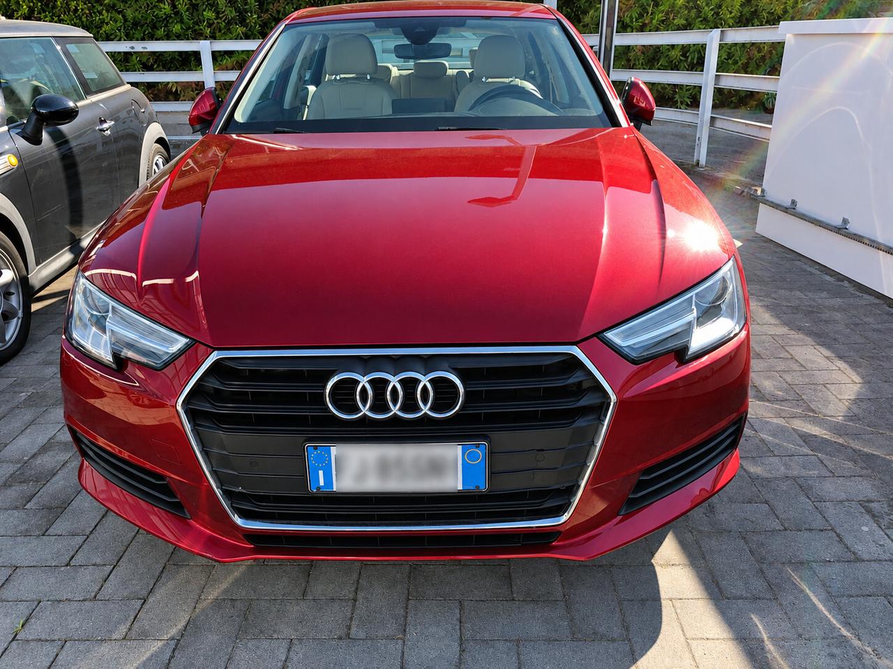 Audi A4 2.0 TDI 122 CV Business Limousine