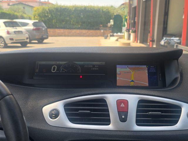 RENAULT Scenic X-Mod 1.5 dCi 110CV UniPropietario Navi 3D Cruise