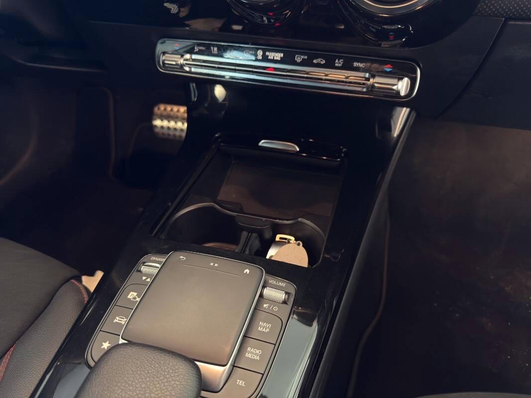 Mercedes Classe A 180 d AMG Line Premium Plus auto Con PACK LUCI