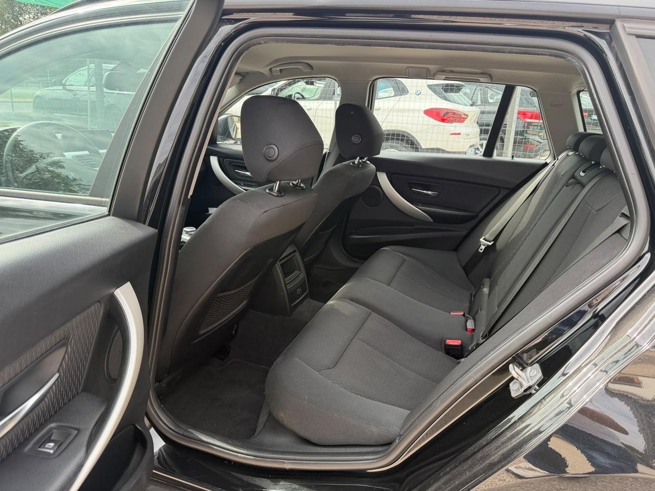 Bmw 318d touring sport restyling navi led euro6d