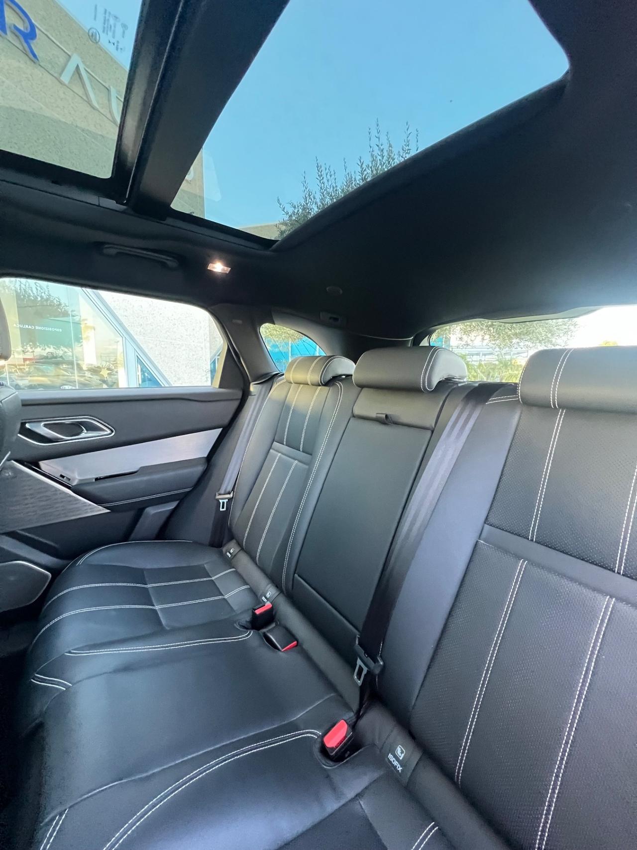 Land Rover Range Velar 3.0D l6 300 CV R-Dynamic SE