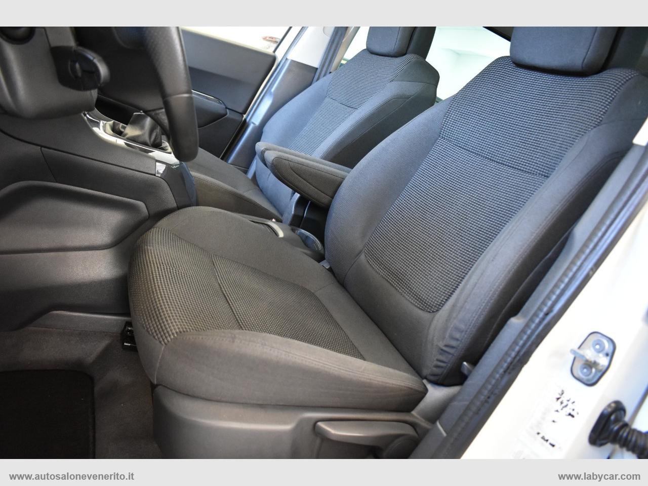 PEUGEOT 5008 BlueHDi 120 S&S Allure