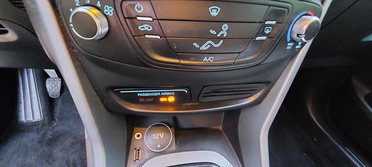FORD B-MAX TITANIUM 1,5 DIESEL 75 CV X NEOPATENTATI TELEFONO CRUISE CONTROL IMPECCABILE