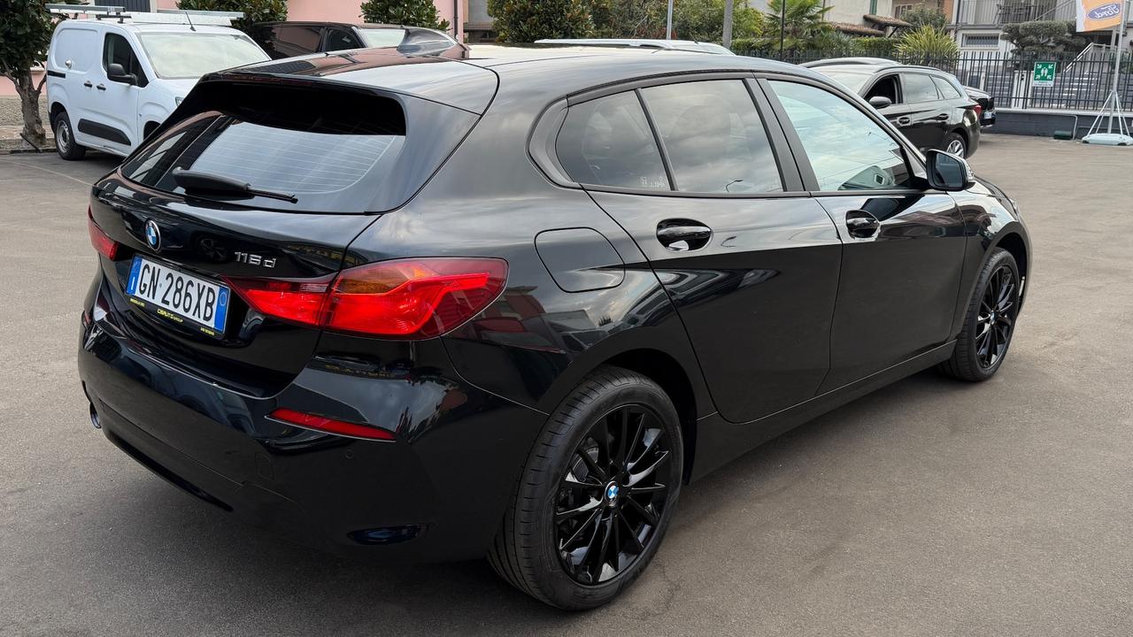 BMW 116D 1.5 BUSINESS ADVANTAGE AT7 116 CV - VIRTUAL COCKPIT, CARPLAY, NEOPATENTATI
