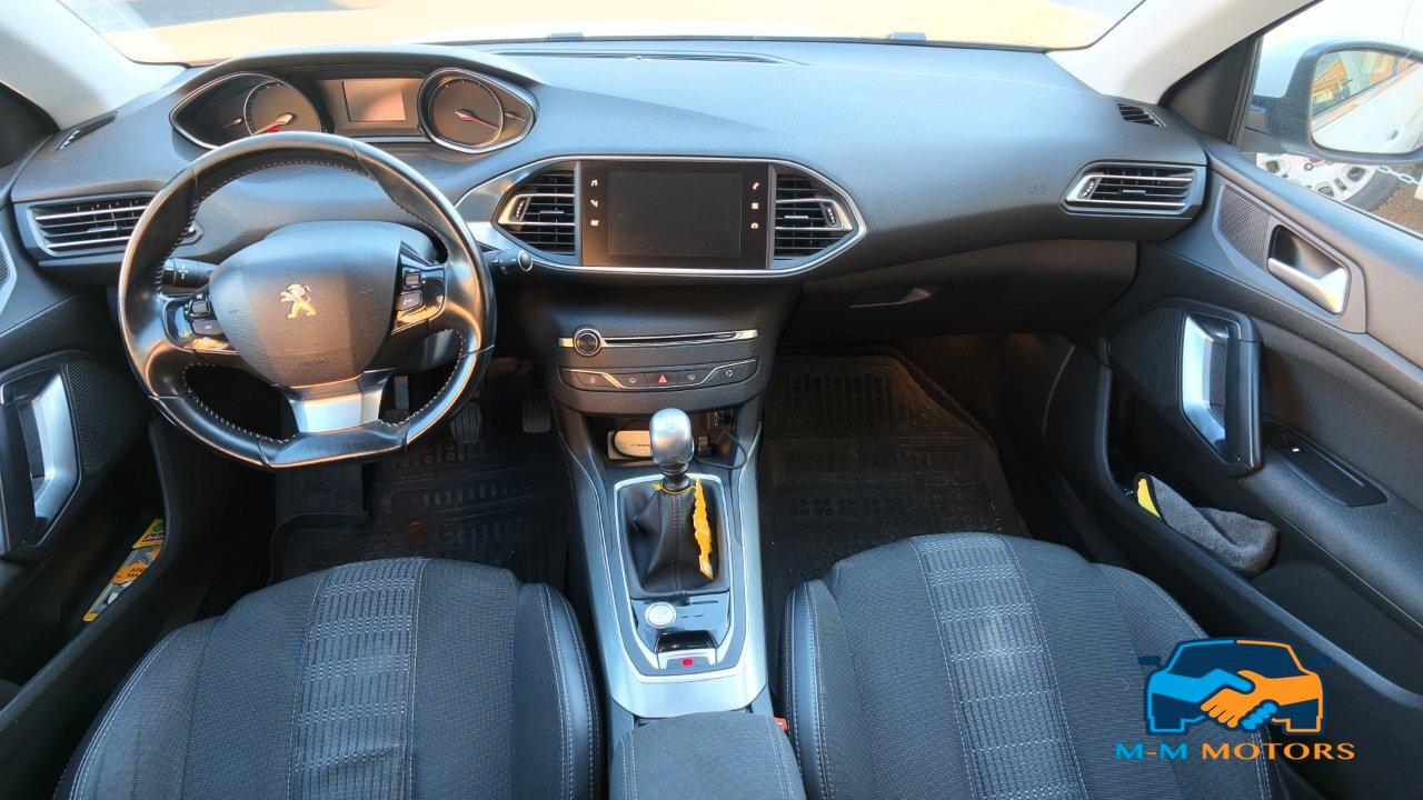 Peugeot 308 Station Wagon 308 SW Allure 130cv my18