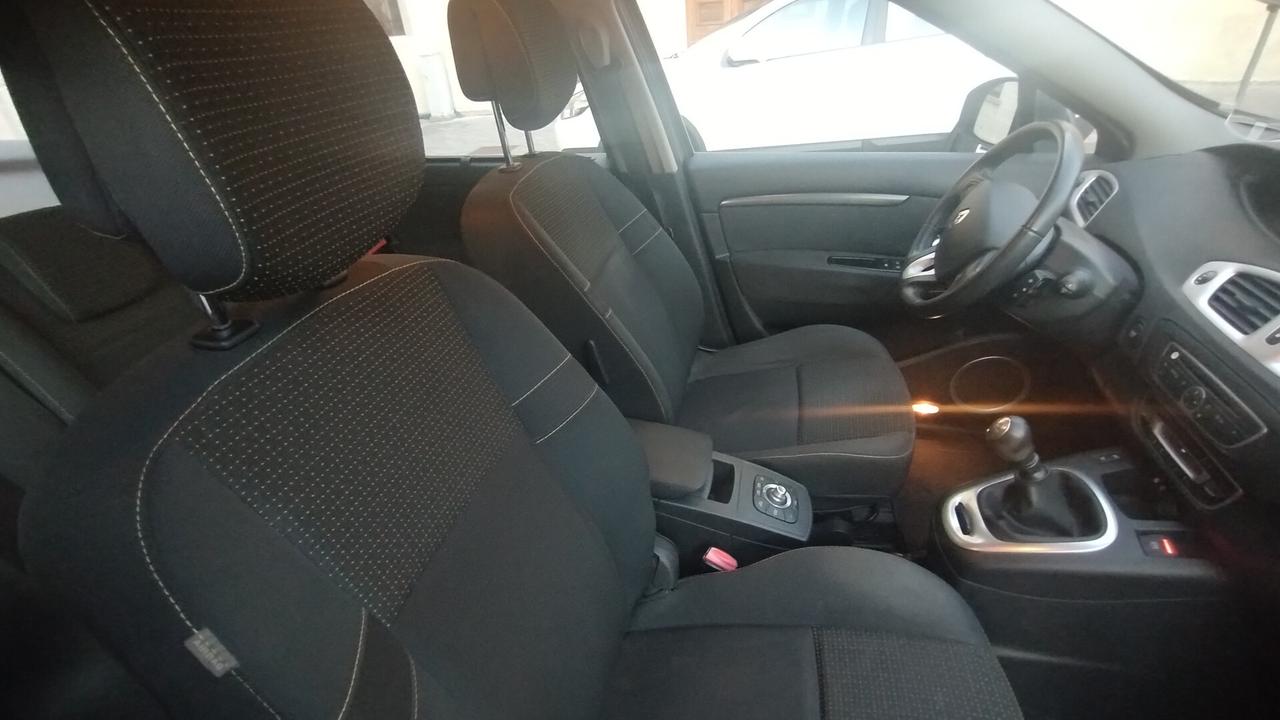 Renault Scenic Scénic X-Mod 1.6 Confort