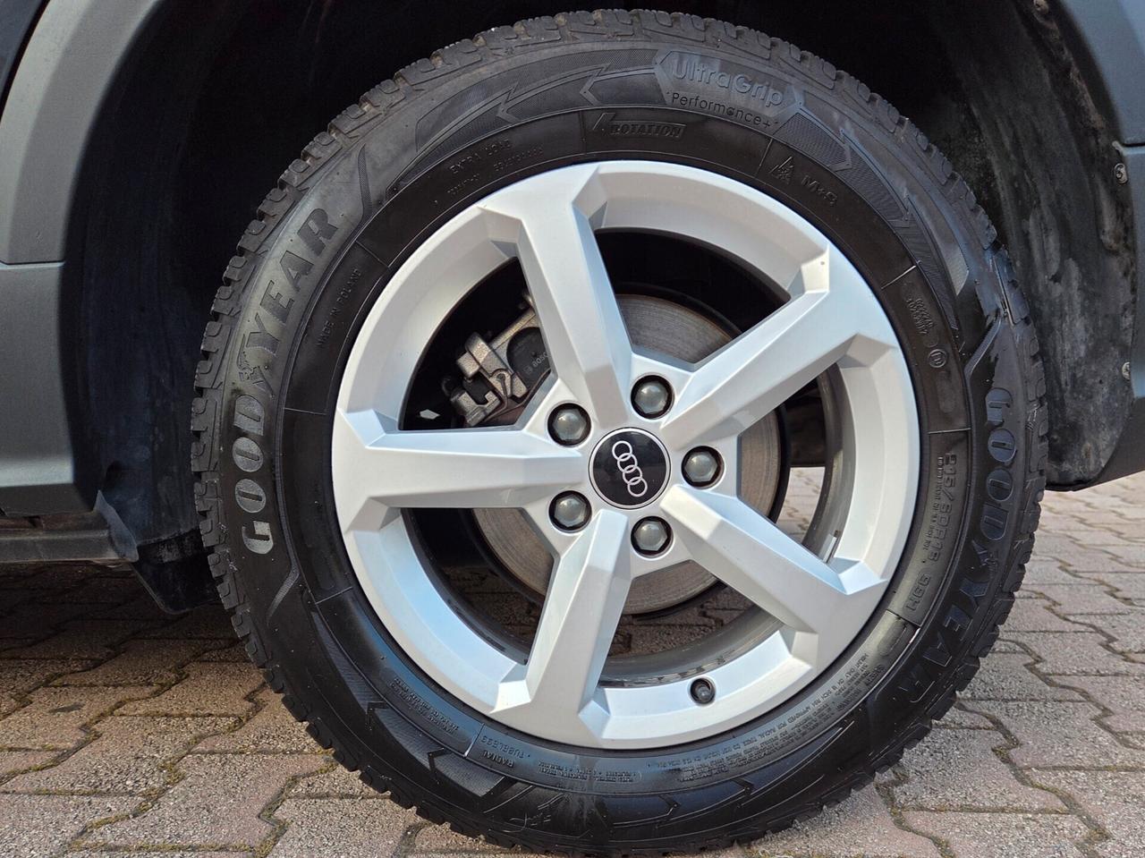 Audi Q2 30 TDI S tronic Business