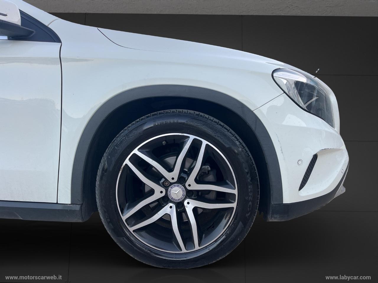 MERCEDES-BENZ GLA 200 CDI Automatic Sport