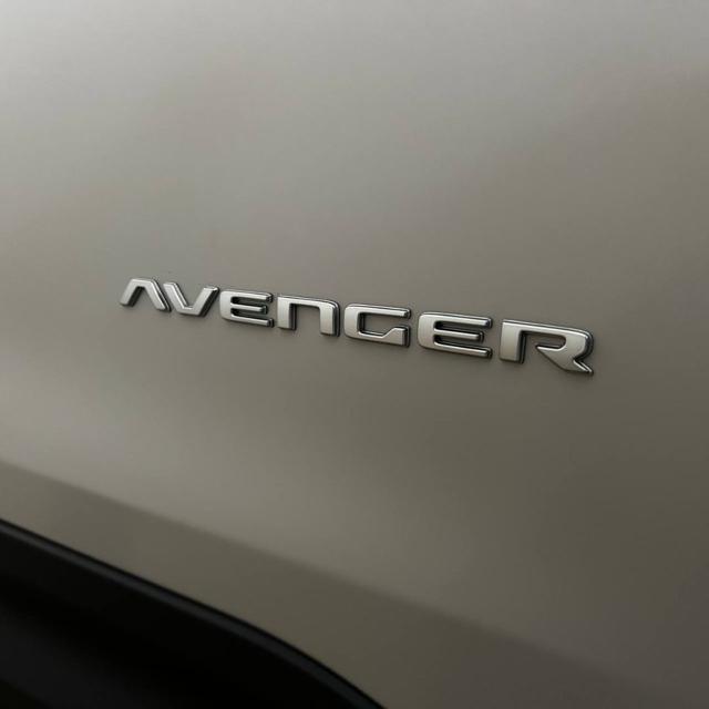 JEEP Avenger 1.2 Turbo MHEV Summit TETTO APRIBILE