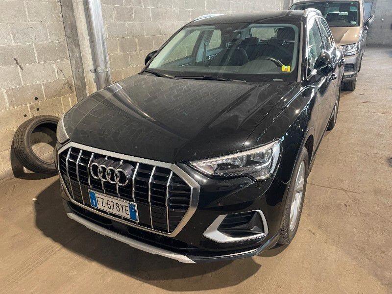 Audi Q3 35 TDI S tronic Business Advanced