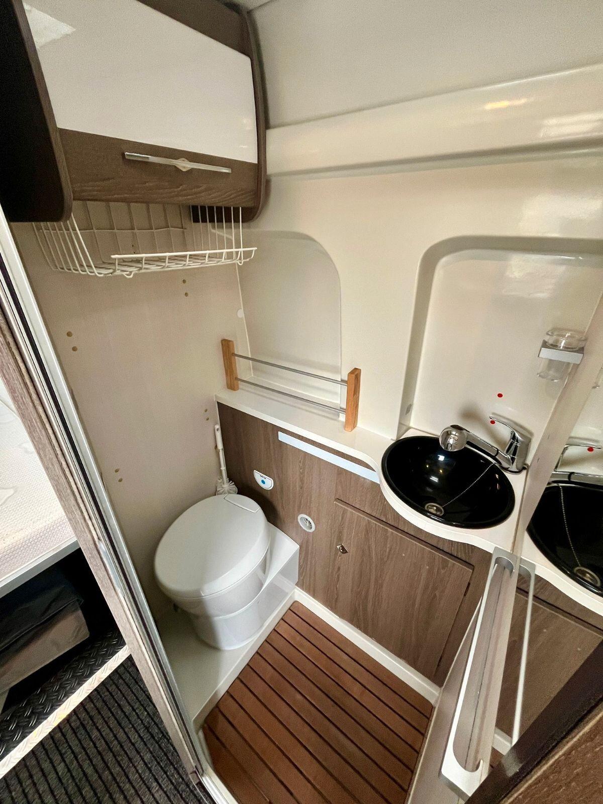 Ford Transit Randger R560 4x4