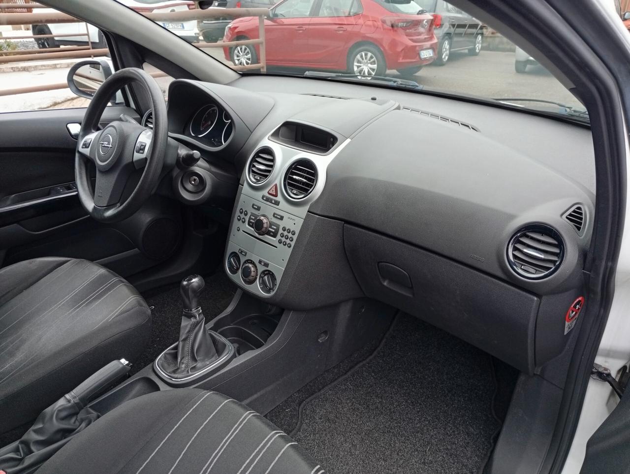Opel Corsa 1.2 80CV 5 porte GPL-TECH Club