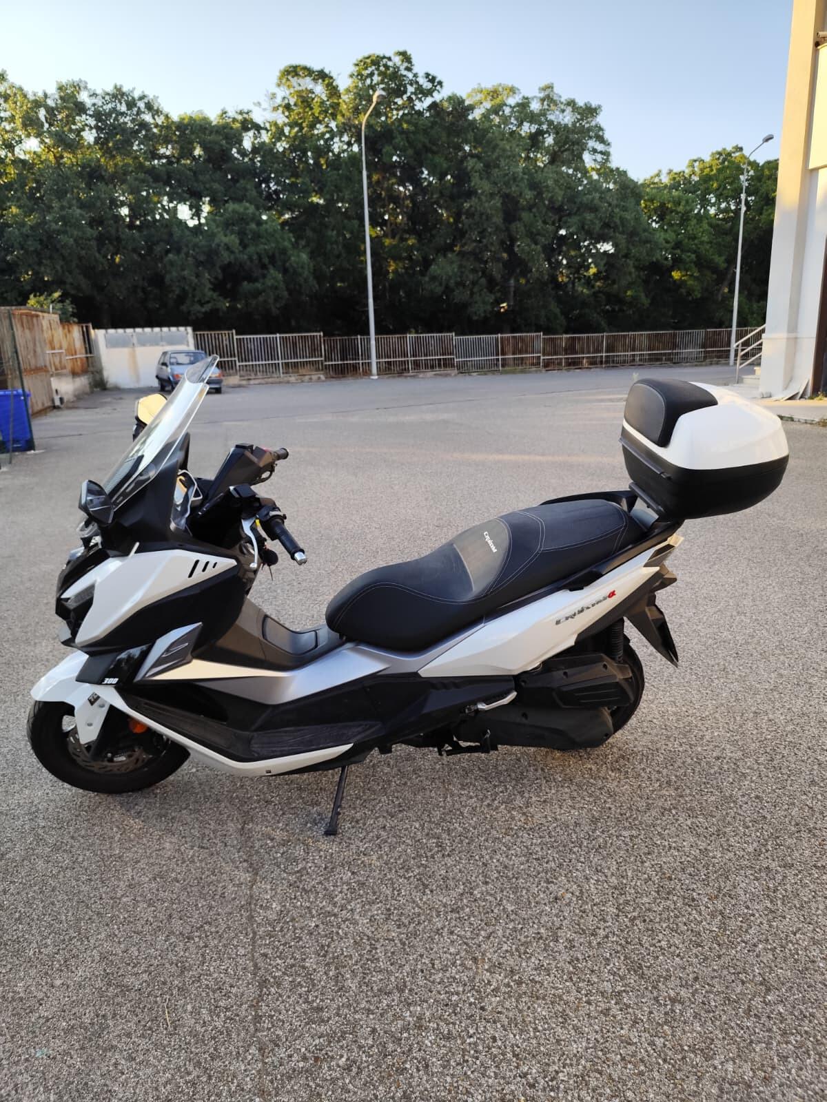 Sym Cruisym 300 2023