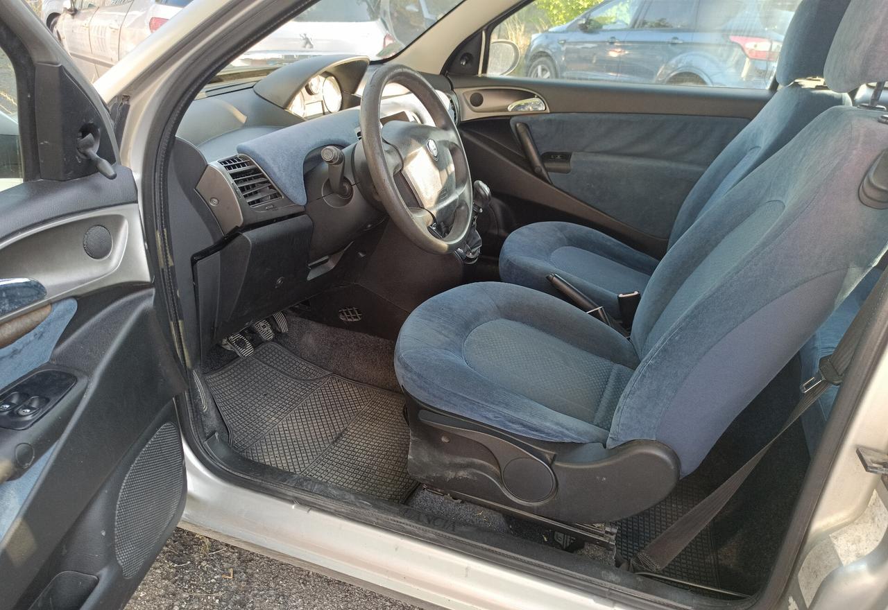 Lancia Ypsilon 1.2 Argento