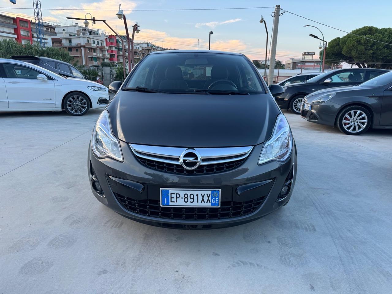 Opel Corsa 1.2 3 porte Elective