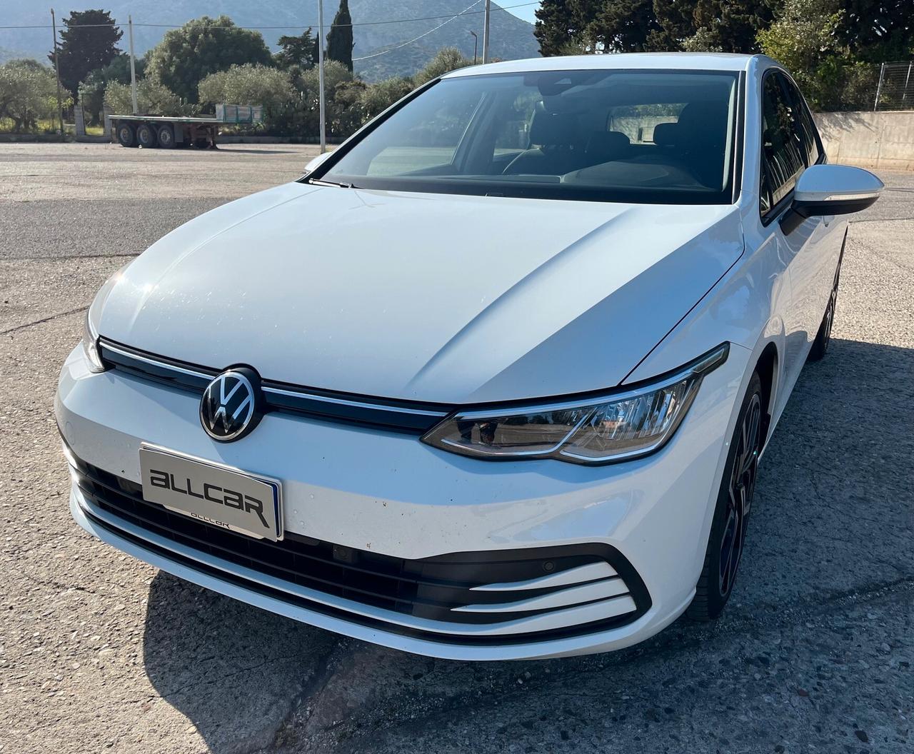 Volkswagen Golf 2.0 TDI 116 CV Life*Navi*