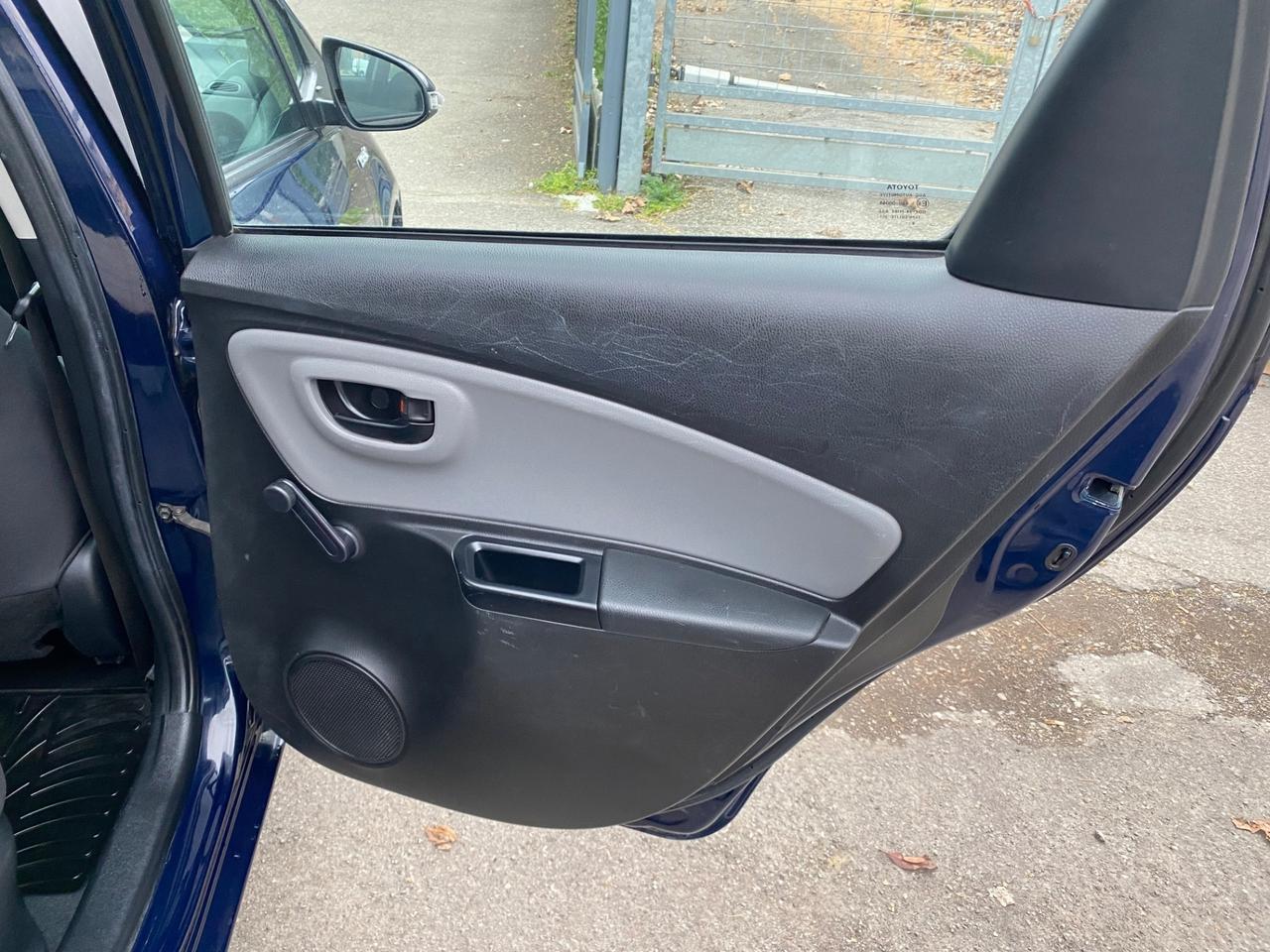 Toyota Yaris 1.5 Hybrid 5 porte Active