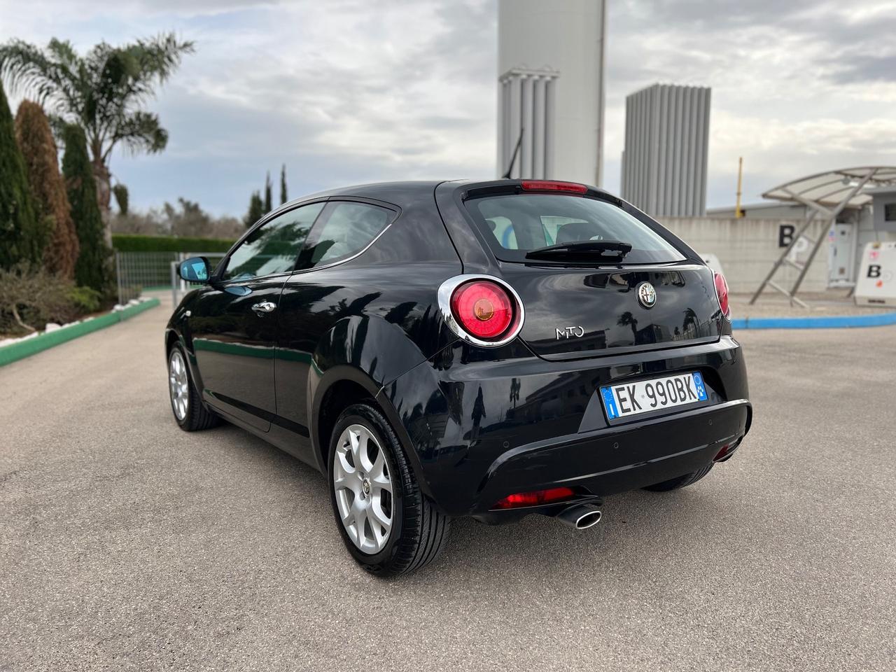 Alfa Romeo MiTo 1.4 T 120 CV NEOPA Distinctive Sport Pack